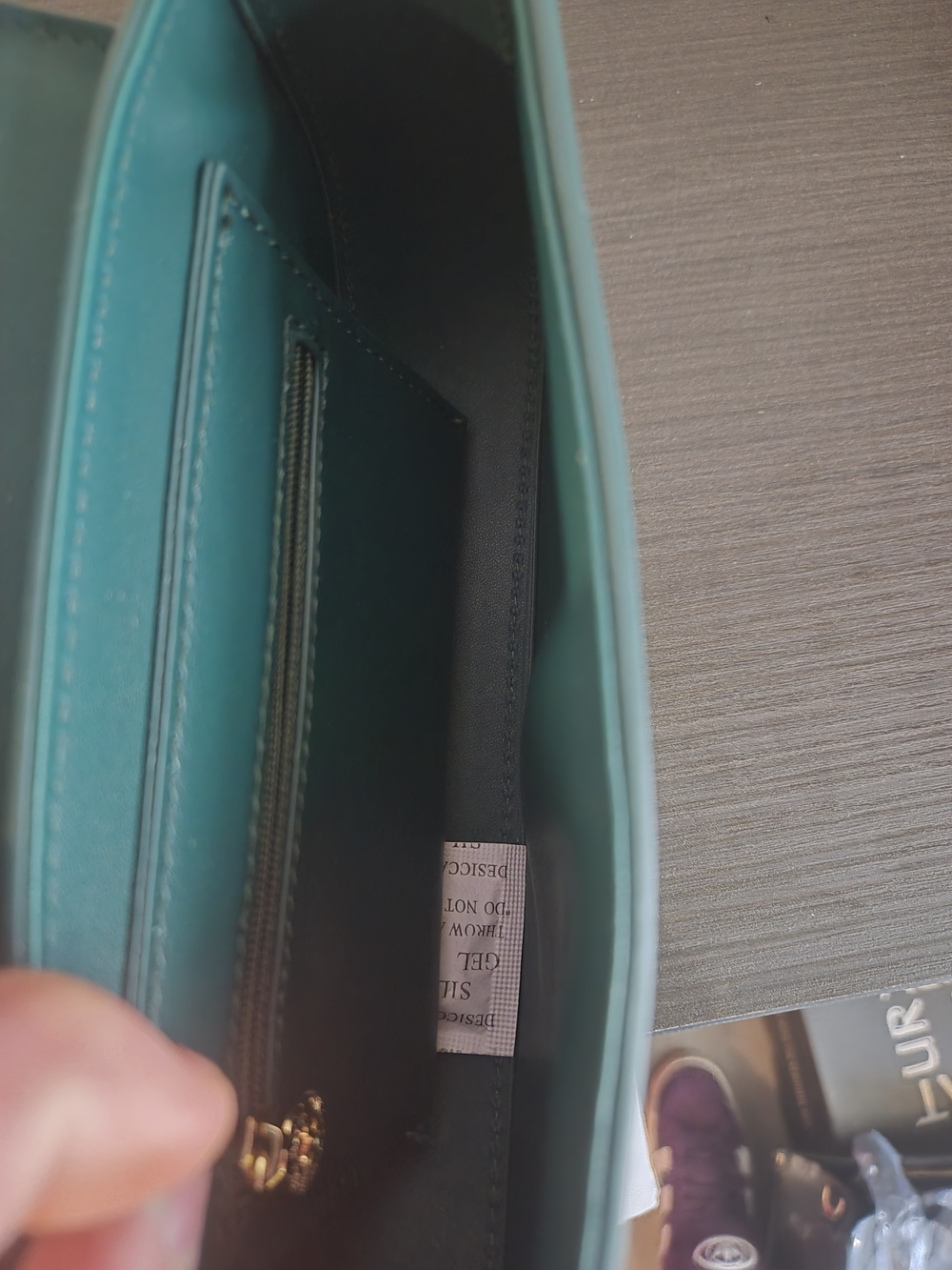 Valentino Orlandi Green Leather Shoulder Bag NWT Rwtail $168 - Picture 8 of 10